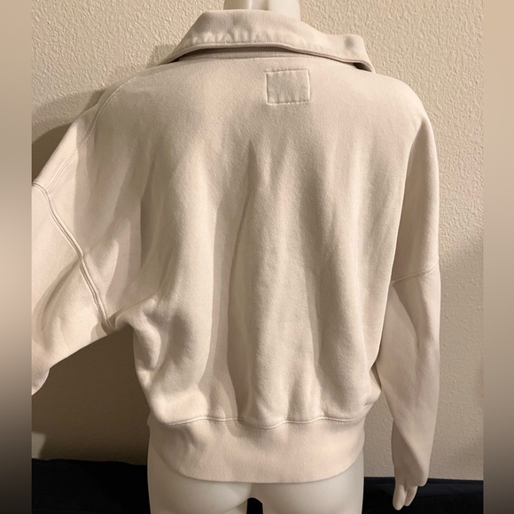 Abercrombie & fitch sweatshirt! - Picture 4 of 5